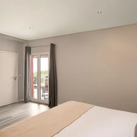 Apartment Casa Da Relva Com Piscina Aquecida Interna Arco da Calheta (Madeira)