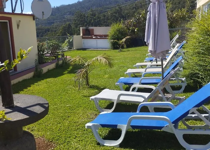 Casa Da Relva Com Piscina Aquecida Interna *