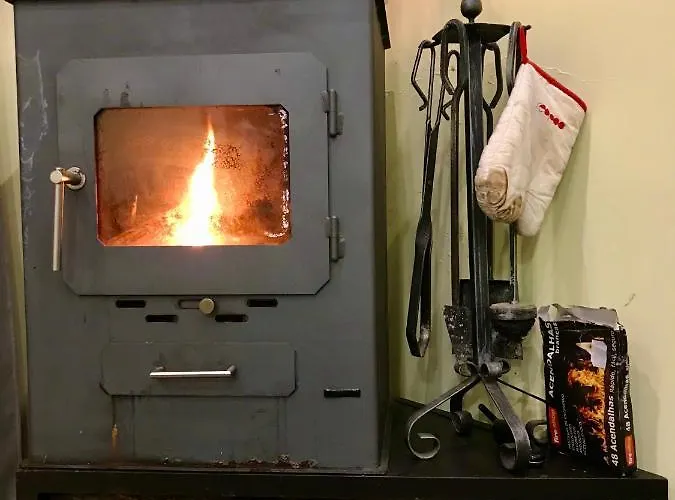 Casa Da Relva Com Piscina Aquecida Interna * Arco da Calheta (Madeira)