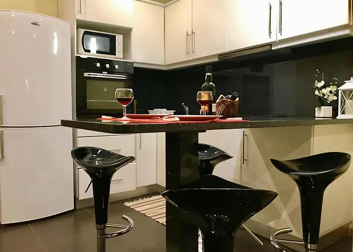 Casa Da Relva Com Piscina Aquecida Interna