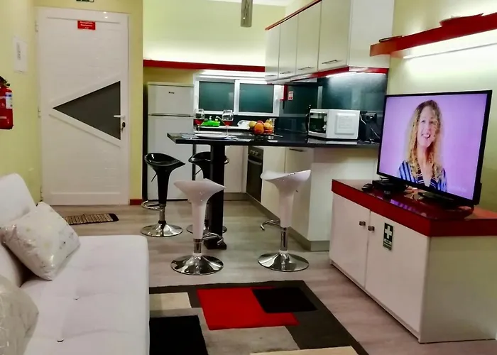 Apartament Casa Da Relva Com Piscina Aquecida Interna Arco da Calheta (Madeira)