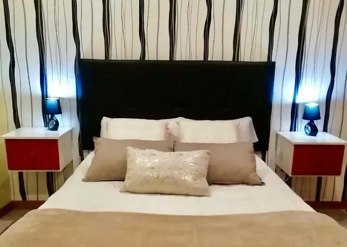 Casa Da Relva Com Piscina Aquecida Interna *