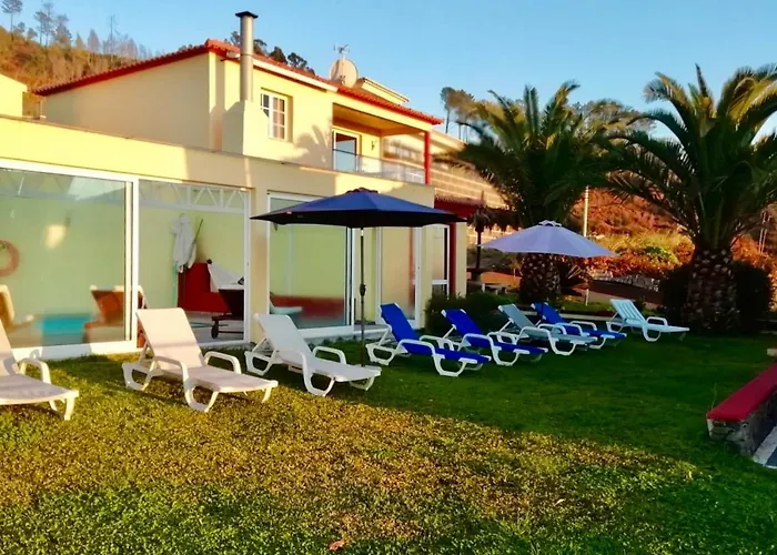 Casa Da Relva Com Piscina Aquecida Interna Apartament