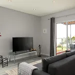 Casa Da Relva Com Piscina Aquecida Interna *