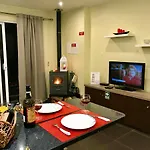 Casa Da Relva Com Piscina Aquecida Interna ארקו דה קלחטה
