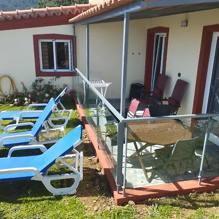 Casa Da Relva Com Piscina Aquecida Interna Apartamento Arco da Calheta (Madeira)