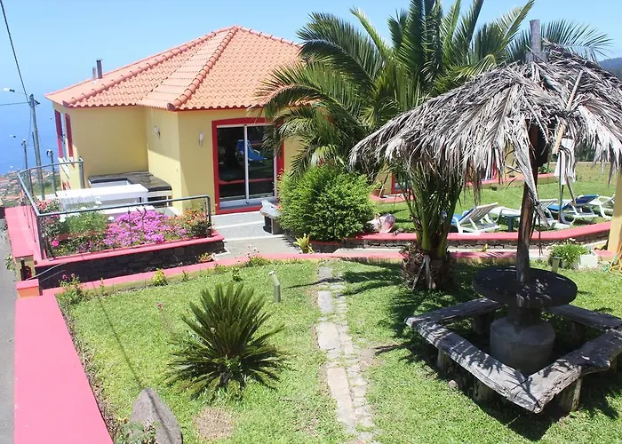 Apartamento Casa Da Relva Com Piscina Aquecida Interna Arco da Calheta (Madeira)